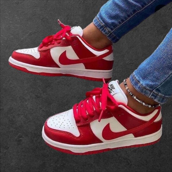 Nike Dunk Low Red